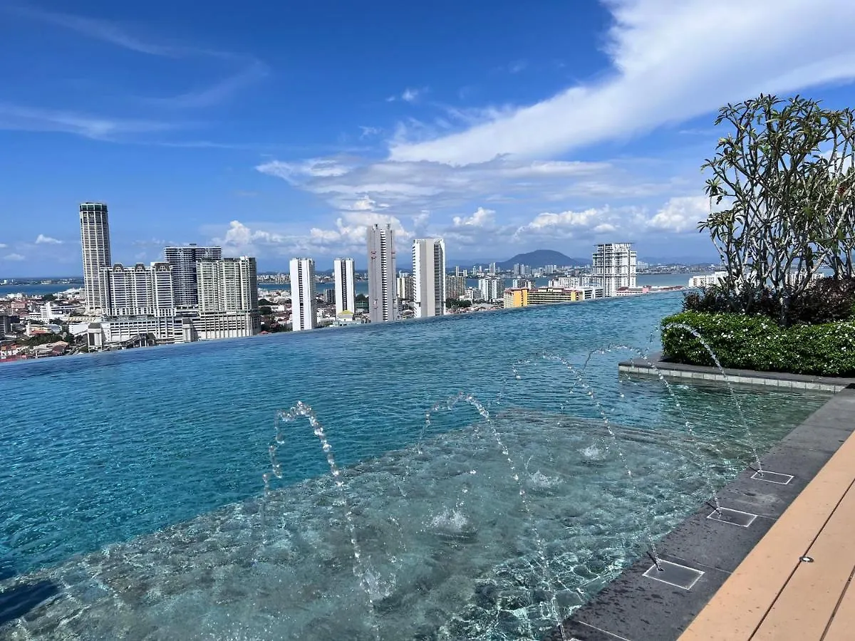 Luxury & Glamorous Suite#Georgetown#Infinitypool# 2 Bedroom Living Room With Double Bed アパート ジョージタウン
